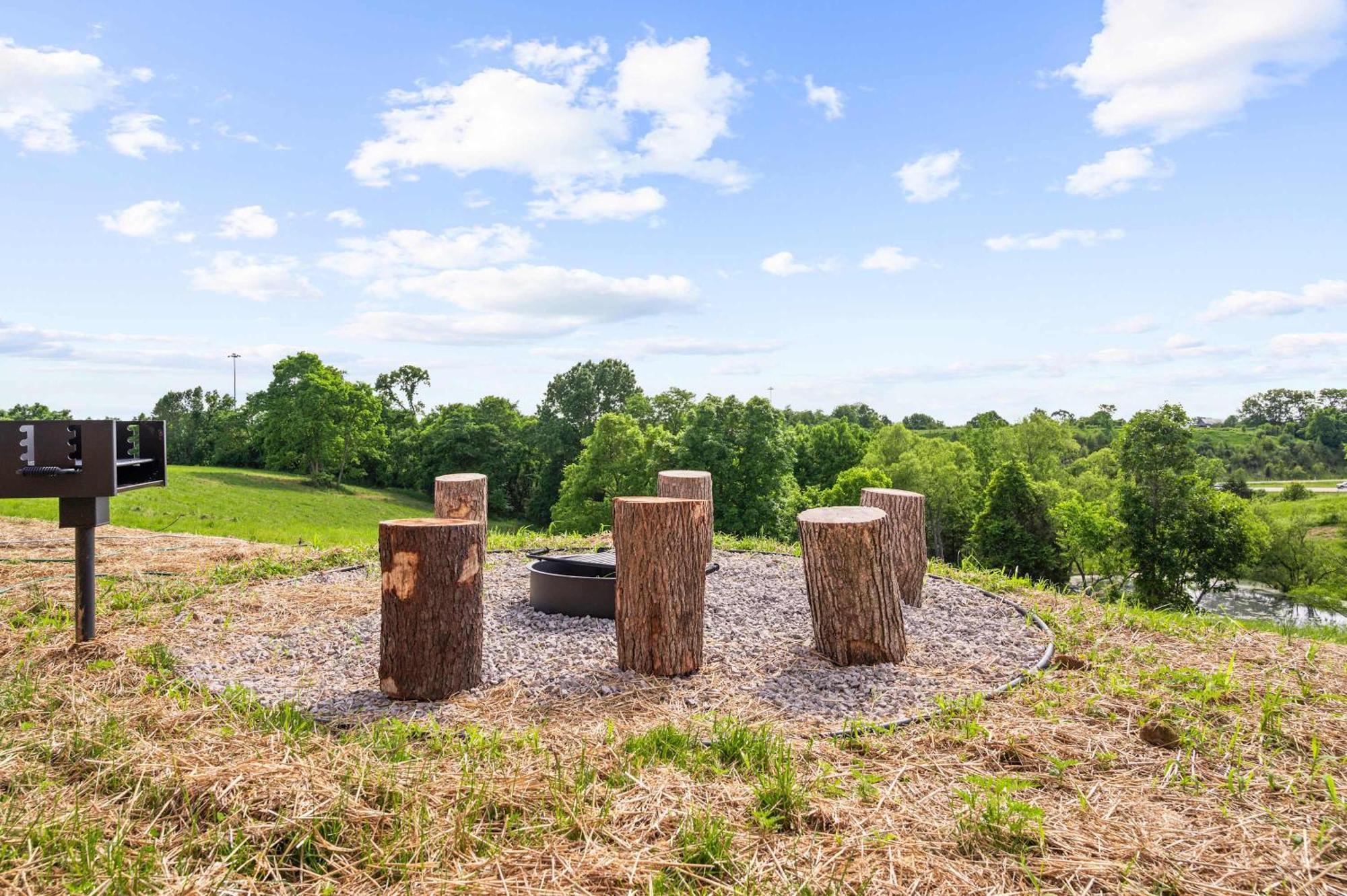 The Lodges At Eden Reserve - Pet Friendly Cabins Near Ark ウィリアムズタウン エクステリア 写真